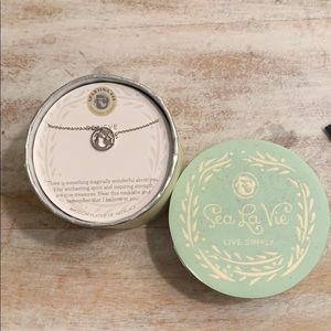 Sea La Vie silver necklace never worn!